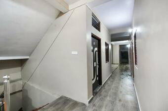 Spot On 64837 Hotel Madhur Prem