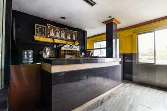 Hotel Spot On 41643 Karthik International