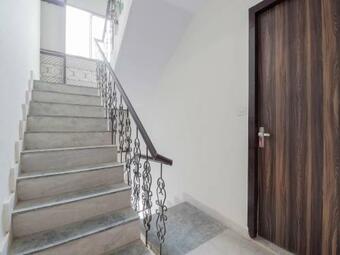 Hotel Oyo 79212 Collection O Blue Diamond