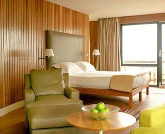 Kelly's Resort Hotel & Spa