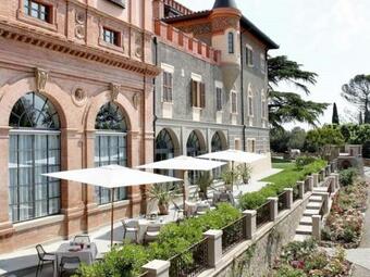 Splendid Mansion In Perugia With Garden