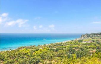 Stunning Home In Zambrone With Wifi And 1 Bedrooms