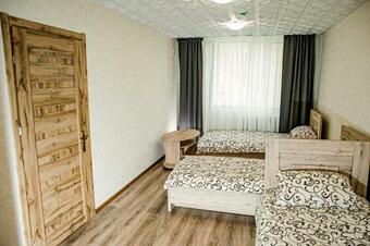 Hostal Everena Guest House