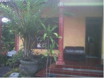 Hostal Banyuwedang Home Stay