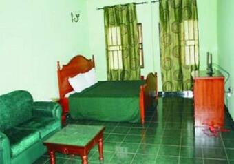 Hostal Room In Lodge - Great Aristocrat Suites