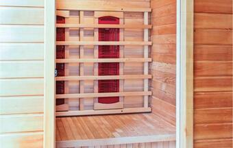 Awesome Home In Vlagtwedde W/ Indoor Swimming Pool, Sauna And 4 Bedrooms