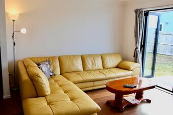 Bream Bay Family Bach - Ruakaka Holiday Home