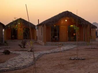 Hotel Sama Ras Al Jinz Resort