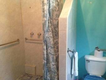 Hotel La Delphina Bed And Breakfast Bar And Grill