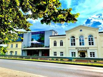 Hotel Nadodrza?ski Dw�r - Nowa S�l