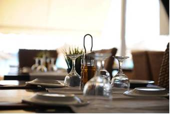 Mykonos Kosmoplaz Beach Resort Hotel