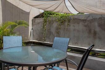 Hostal The Emerald Pr