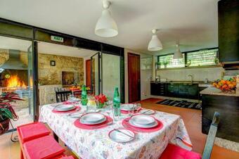 Pico Villa Sleeps 6 Wifi
