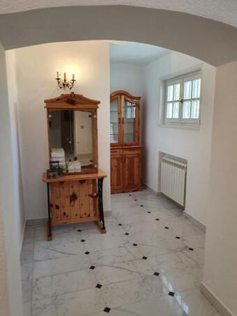 Hotel Schulhoff, Castle And Winery