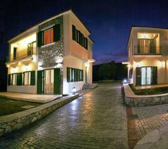 Art Lesvos Villas