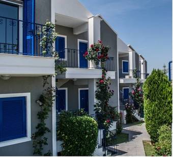 Aparthotel Limni Hotel