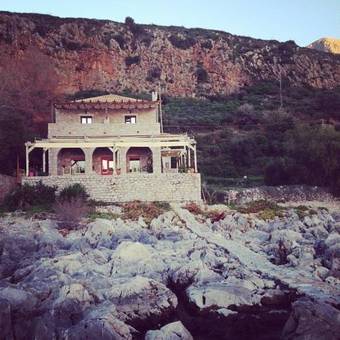 Hostal Kourmas Rooms