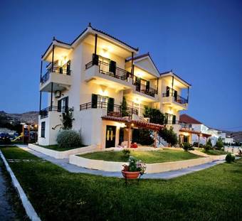 Aristi Studio Apartments