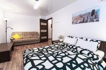 Apartment On Soborniy 85