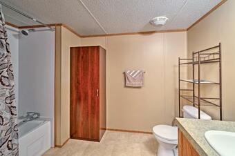 Waterloo Home 1 Min. To Ramp - Huge Fishing Spot!