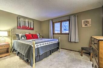 Pinetop Country Club Retreat With Deck And Porch!