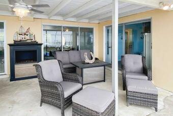 Secluded Bokeelia House With Pool And Ocean View!