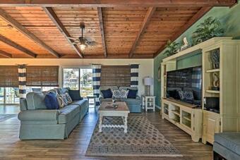 Riverfront Home With Dock - 1 Mi To Homosassa St Park