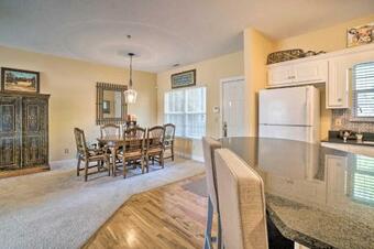 Apartamento Clayton Condo With Balcony - On Kingwood Golf Course
