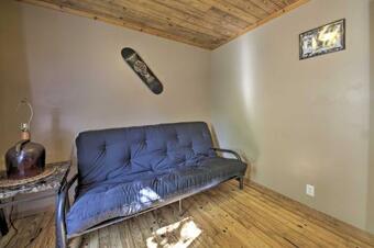 Carbondale Cottage With Fire Pit - 3 Mi To Siu!