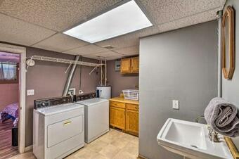 Lake House With Hot Tub And Fire Pit - 1 Mi To Marina!