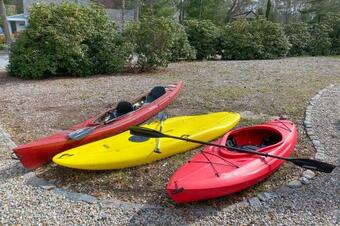 Family Home With Beach Gear And Bbq, Walk To Shore