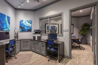 Apartamento Trendy Plaza 1br With Free Parking By Zencity