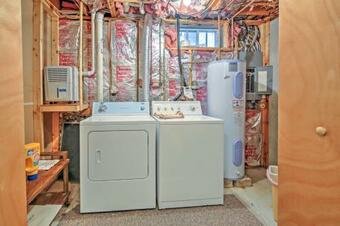 Spacious Bartlett Townhome Less Than 6 Mi To Attitash Mtn!