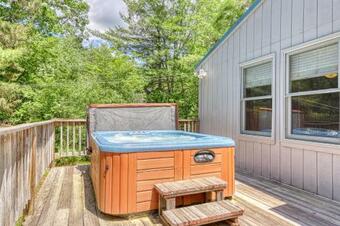 Fife And Drum Beach Home - 5 Bed 3 Bath Vacation Home In Freedom