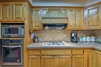 Cloudcroft Mtn Home With Deck-3 Miles To Ski Resort!