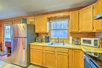 High Peak Heaven Cozy Log Cabin On 1 Acre!