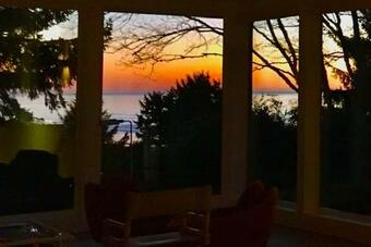 Modern Ocean-view New Build - Walk To The Beach Home