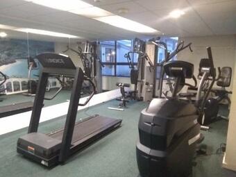 Hotel The Crossroads Inn