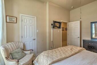 Home With Patio And Yard, 3 Miles To Lake Travis!