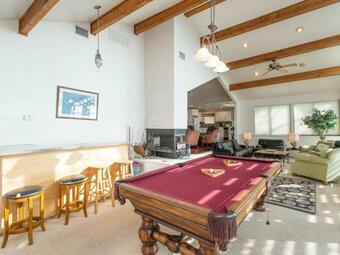 180 Degree View Of Cedar Creek Lake!