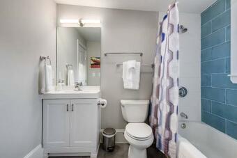Apartamento Mckenize Guest House: Travis Suite 1 Bd, 1ba