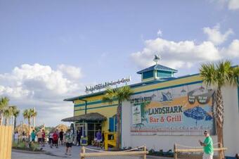 Hotel Margaritaville Lake Resort, Lake Conroe