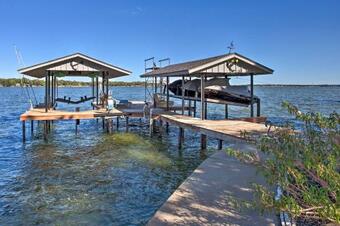 Waterfront Home In Tool With Dock, Fire Pit And Patio!