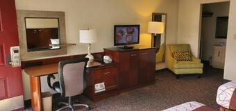 Hotel Olympic Inn & Suites