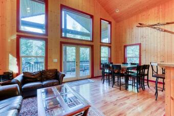 Money Creek Lodge - 5 Bed 2 Bath Vacation Home In Skykomish