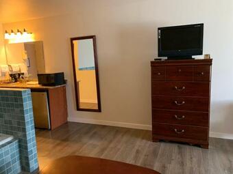 Hotel Toppenesh Inn & Suites