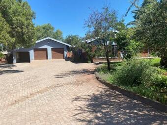 Bed & Breakfast Echeveria Guesthouse