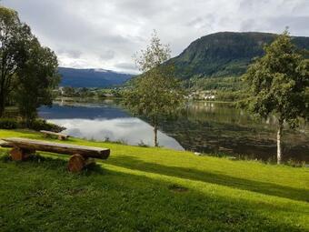 At The Lakeside - Villa