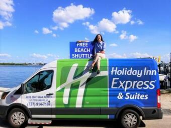 Holiday Inn Express & Suites - St. Petersburg - Madeira Beach, An Ihg Hotel