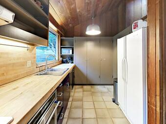 Wooded 1br + Loft, Near Wineries Home